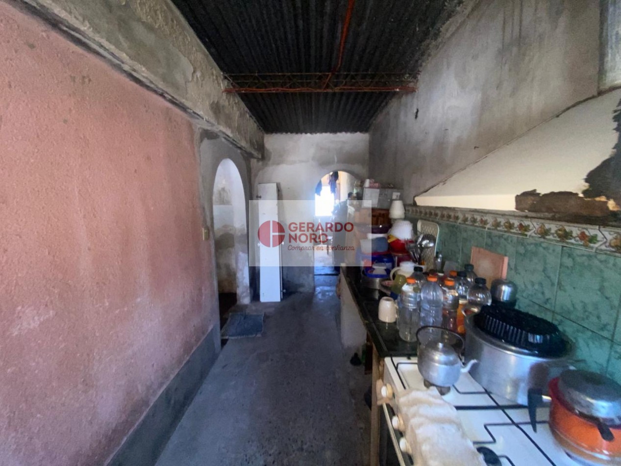 VENDO CASA EN B° ALTO COMEDERO.