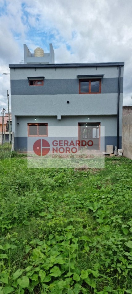 VENDO DUPLEX EN B° LOS PERALES