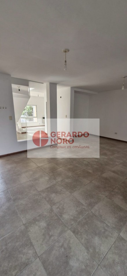 VENDO DUPLEX EN B° BAJO LA VIÑA