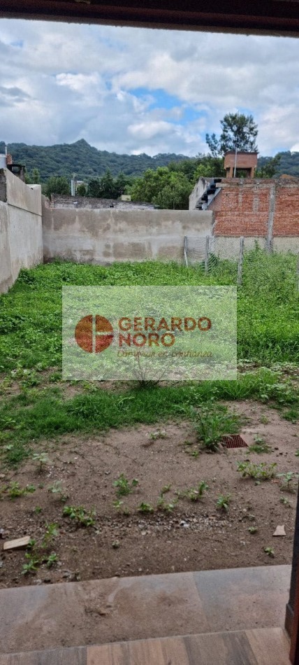 VENDO DUPLEX EN B° LOS PERALES